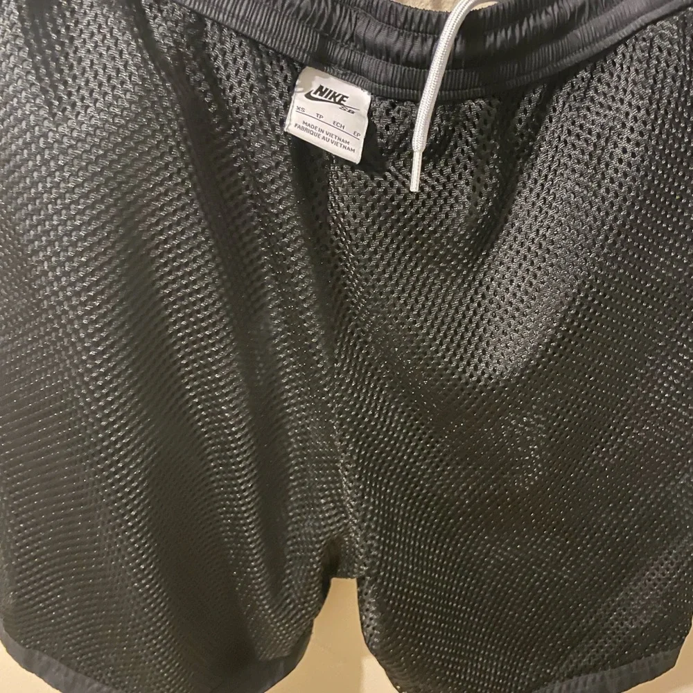 Nike SB Men’s water shorts size XS - Picture 7 of 9